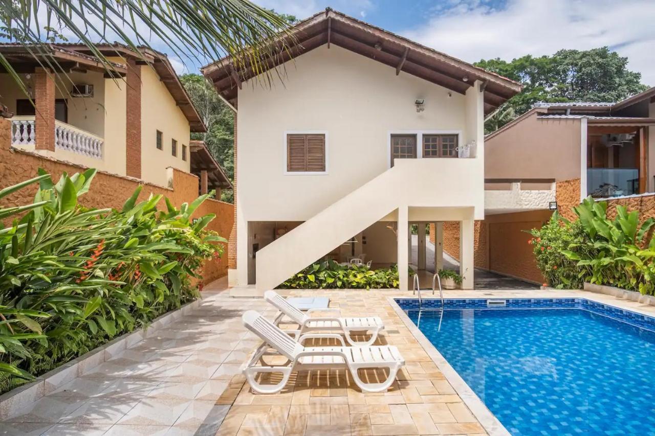 Casa Em *